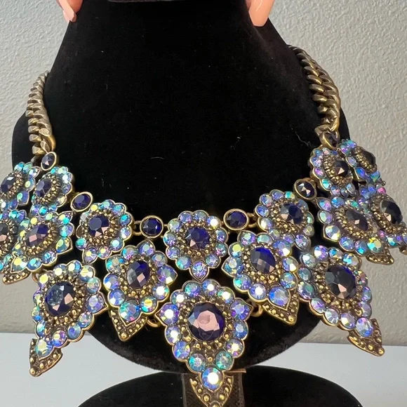 VTG  Joan Rivers Blue Rhinestone Bib Necklace - Picture 4 of 7